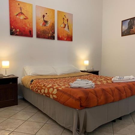Delizioso Appartamento In Zona Centrale Formia Ngoại thất bức ảnh